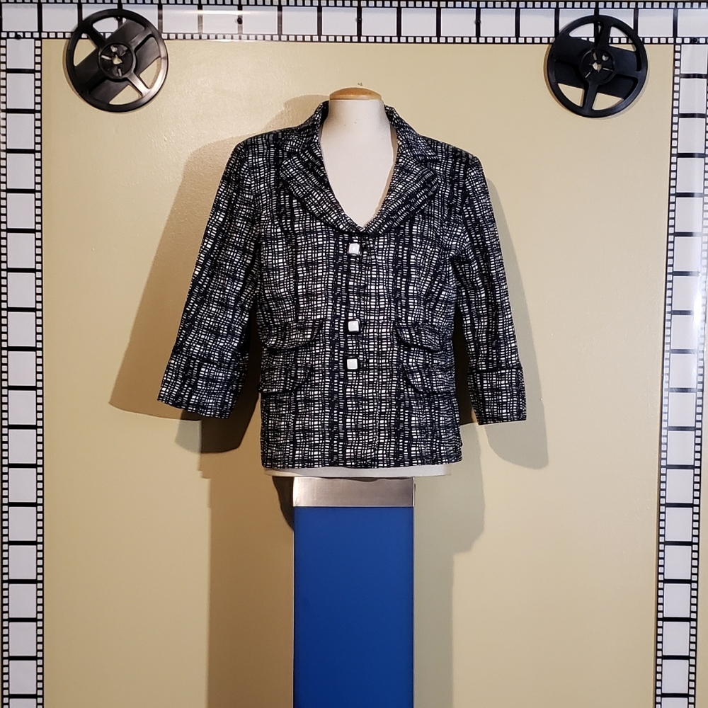 Cleo jacket. - Picture 8 of 8